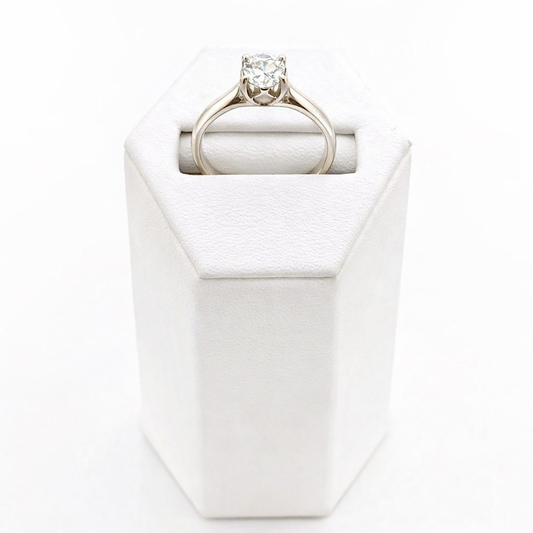 18ct Gold Ring With 0.5ct Diamond Size K Approx 3.1g Preowned